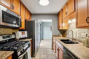 6540 N Bourbon St, Milwaukee, WI 53224 - Photo 12