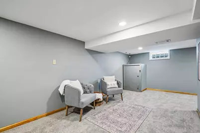 6540 N Bourbon St, Milwaukee, WI 53224 - Photo 28