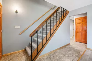 6540 N Bourbon St, Milwaukee, WI 53224 - Photo 16