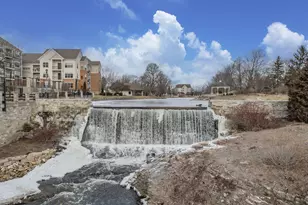 N89W16081 Main St, Menomonee Falls, WI 53051 - Photo 34