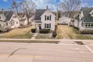 N89W16081 Main St, Menomonee Falls, WI 53051 - Photo 40