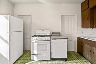 N89W16081 Main St, Menomonee Falls, WI 53051 - Photo 18