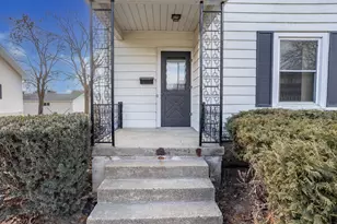 N89W16081 Main St, Menomonee Falls, WI 53051 - Photo 32