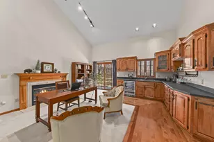 14220 W North Oak Blvd, New Berlin, WI 53151 - Photo 12