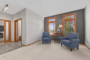 14220 W North Oak Blvd, New Berlin, WI 53151 - Photo 10