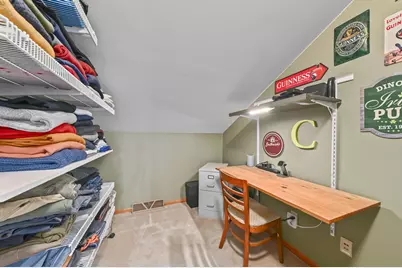 14220 W North Oak Blvd, New Berlin, WI 53151 - Photo 18