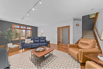 14220 W North Oak Blvd, New Berlin, WI 53151 - Photo 2