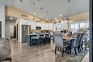 812 Bridle Ln, La Crescent, MN 55947 - Photo 14