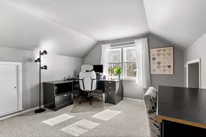 631 S 32nd St, Manitowoc, WI 54220 - Photo 24