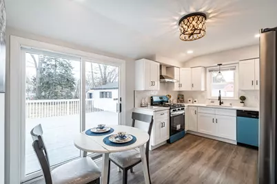 8600 W Crossfield Ave, Milwaukee, WI 53225 - Photo 8