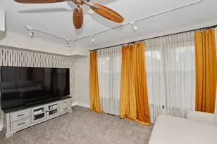 330 Kossow Rd, Brookfield, WI 53186 - Photo 12