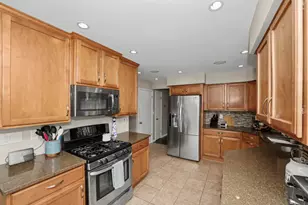 330 Kossow Rd, Brookfield, WI 53186 - Photo 6