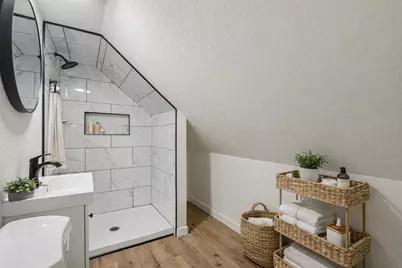 5129 N 62nd St, Milwaukee, WI 53218 - Photo 14