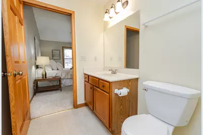 8422  Virginia Cir, Racine, WI 53185 - Photo 32