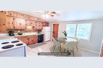 9715 W Wisconsin Ave, Wauwatosa, WI 53226 - Photo 16