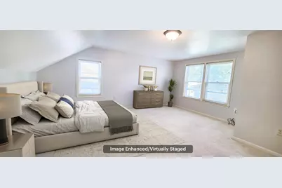 9715 W Wisconsin Ave, Wauwatosa, WI 53226 - Photo 16