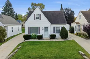 7637 Eagle St, Wauwatosa, WI 53213 - Photo 1