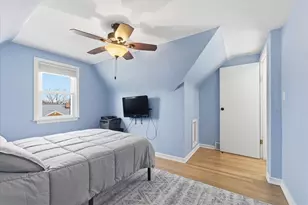 7637 Eagle St, Wauwatosa, WI 53213 - Photo 16