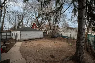 1712 E Park Pl, Milwaukee, WI 53211 - Photo 40