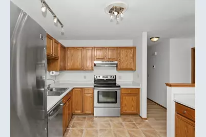 1825  Woodburn Rd #A, Waukesha, WI 53188 - Photo 6