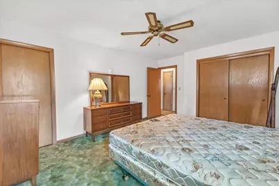 4007 W Southland Dr, Franklin, WI 53132 - Photo 16