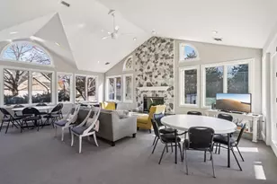 W240N2192 Dorchester Dr, Pewaukee, WI 53072 - Photo 24