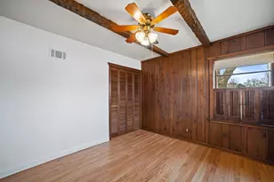 2538 S 75th St, West Allis, WI 53219 - Photo 16