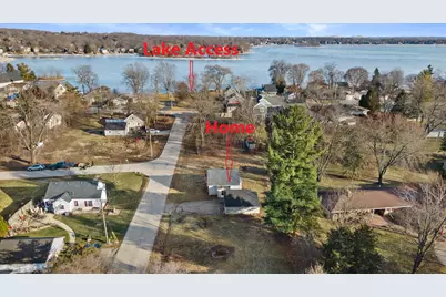 S67W18711  Emerald Dr, Muskego, WI 53150 - Photo 2