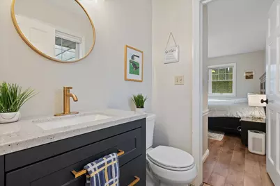 8109 S Forest Meadows Dr, Franklin, WI 53132 - Photo 16