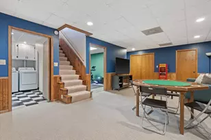 8109 S Forest Meadows Dr, Franklin, WI 53132 - Photo 22