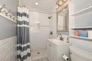 2523 W Maple St, Milwaukee, WI 53204 - Photo 8