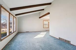 4815 70th St, Kenosha, WI 53142 - Photo 6