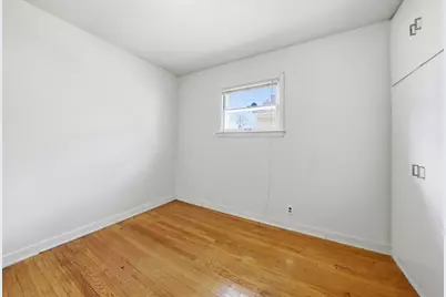195 W Warnimont Ave, Milwaukee, WI 53207 - Photo 16