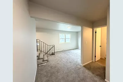 234  Wolf Dr, Dousman, WI 53118 - Photo 4