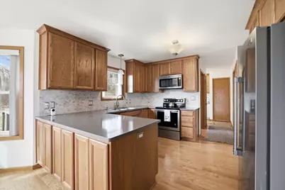 269  Brian Ct, Port Washington, WI 53074 - Photo 10