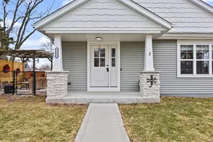 4141 S 90th St, Greenfield, WI 53228 - Photo 30