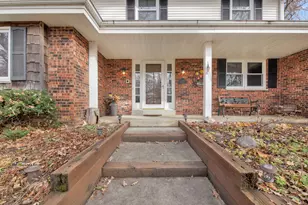 2550 Harmony Cir, Brookfield, WI 53045 - Photo 2