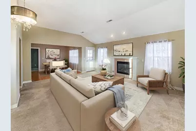 1850  Stoney Ln #419, Slinger, WI 53086 - Photo 4