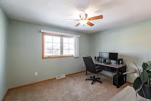 315 Cypress Cir Ln, Holmen, WI 54636 - Photo 18