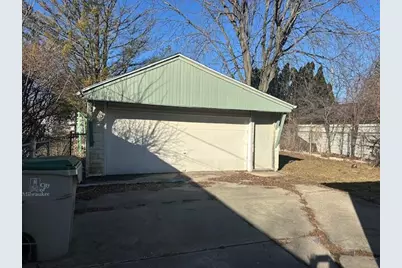 5275 N 57th St, Milwaukee, WI 53218 - Photo 12