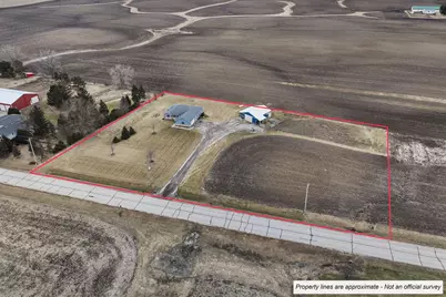 2811  59th Dr, Racine, WI 53182 - Photo 2