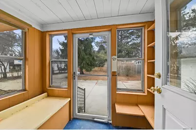 7531 N Lake Dr, Fox Point, WI 53217 - Photo 18