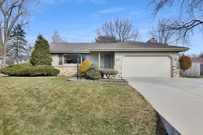 4300  Chekanoff Dr, Racine, WI 53403 - Photo 36