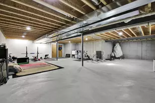 W321S8865 Leah Way, Mukwonago, WI 53149 - Photo 42