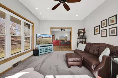W321 S 8865 Leah Way, Mukwonago, WI 53149 - Photo 18