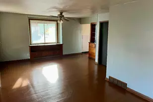 3201 N 35th St, Milwaukee, WI 53216 - Photo 4