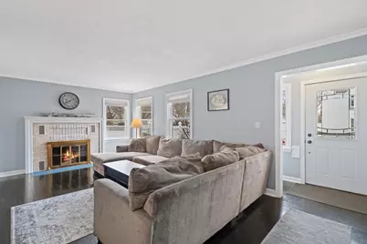 505  77th St, Kenosha, WI 53143 - Photo 6