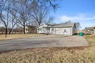 1770 Main St, Racine, WI 53182 - Photo 32