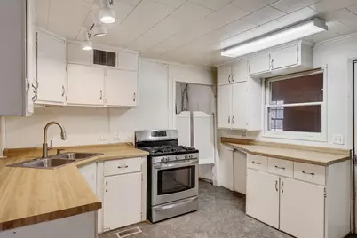 405  West Ave, Mauston, WI 53948 - Photo 10