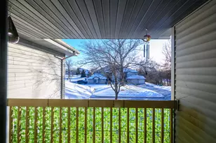 9354 W Loomis Rd, Franklin, WI 53132 - Photo 12